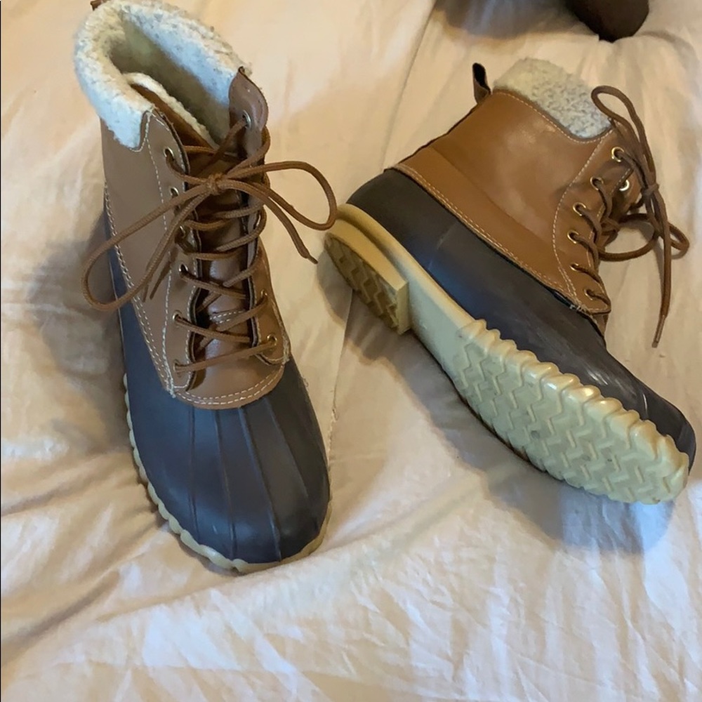 Outdoor boots